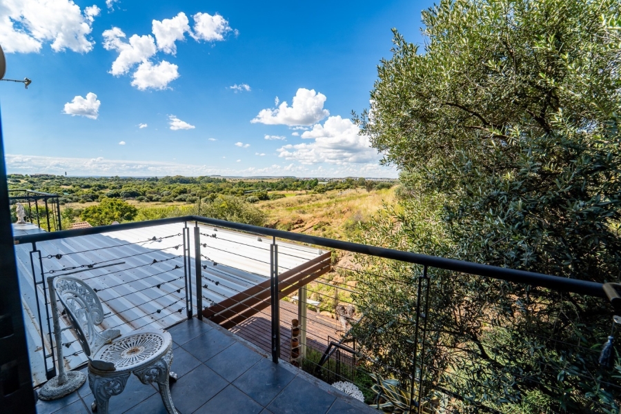 4 Bedroom Property for Sale in Woodland Hills Free State